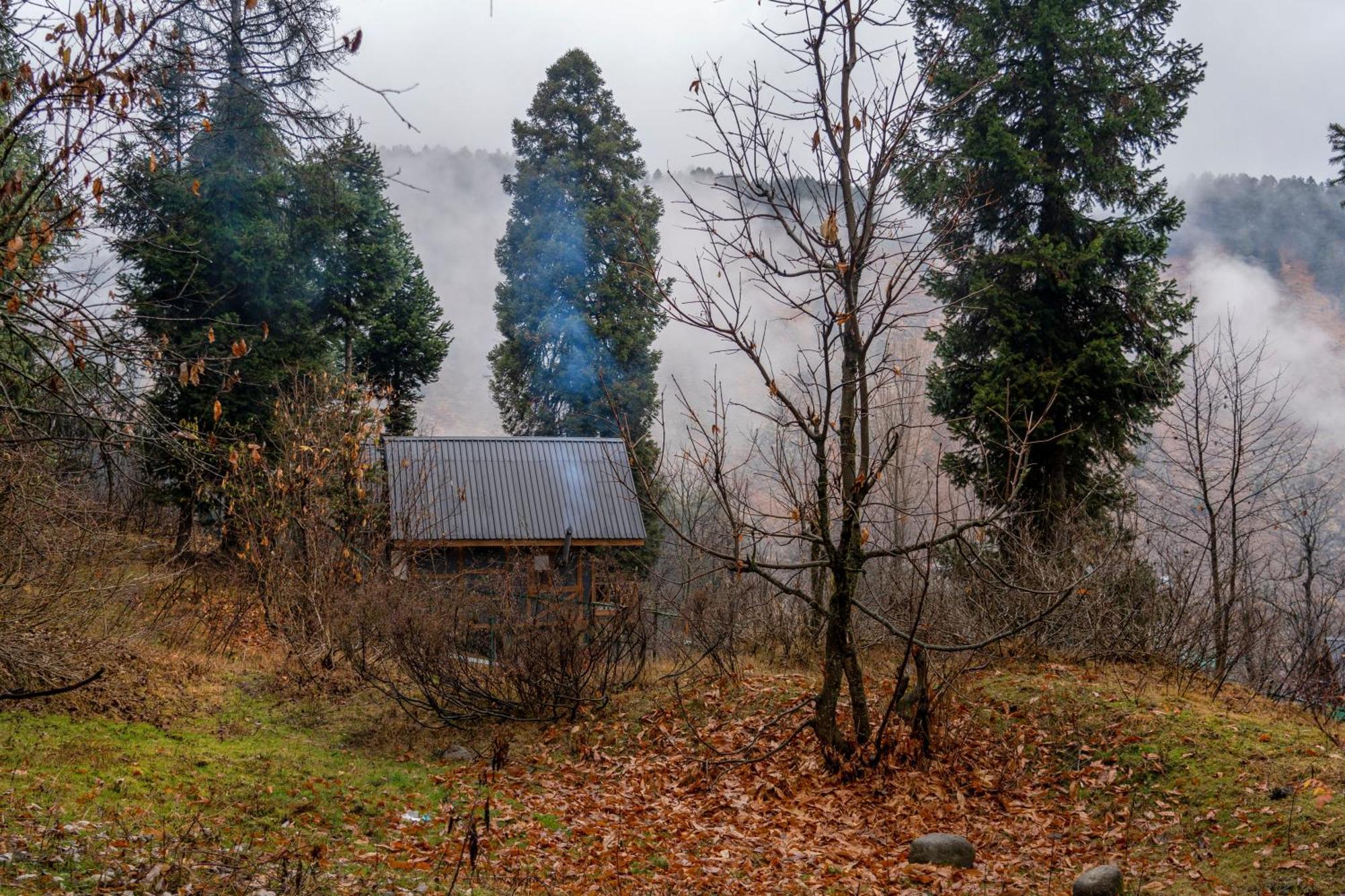 Solomons Gray Villa Tangmarg Exterior photo